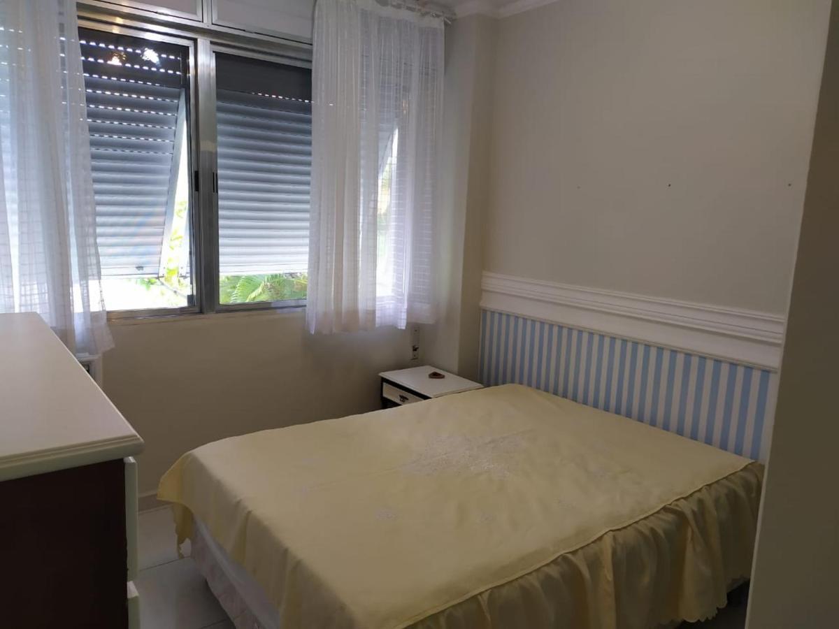 Guaruja Enseada - Apto 200M Da Praia - 02 Dorm. Wi-Fi + Ar + Estacionamento Bagian luar foto